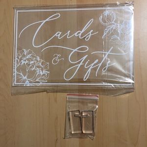 Cards & Gifts Clear Floral Wedding Decor Sign